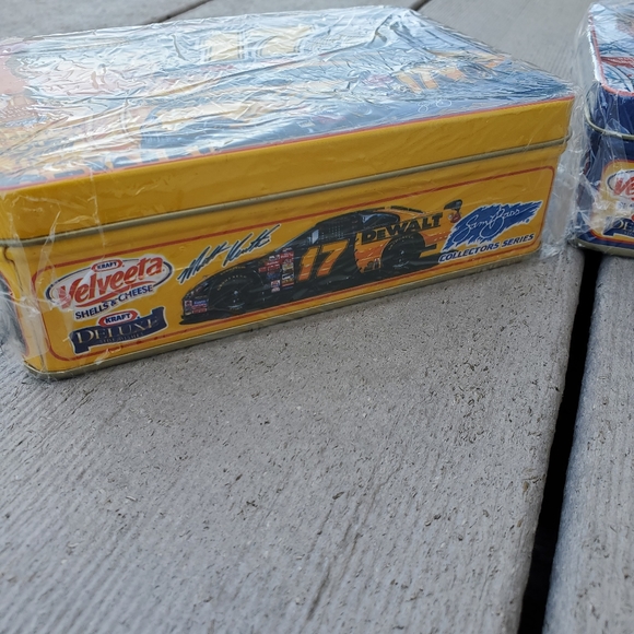 Sam Bass Collector's Series tins - Picture 2 of 6